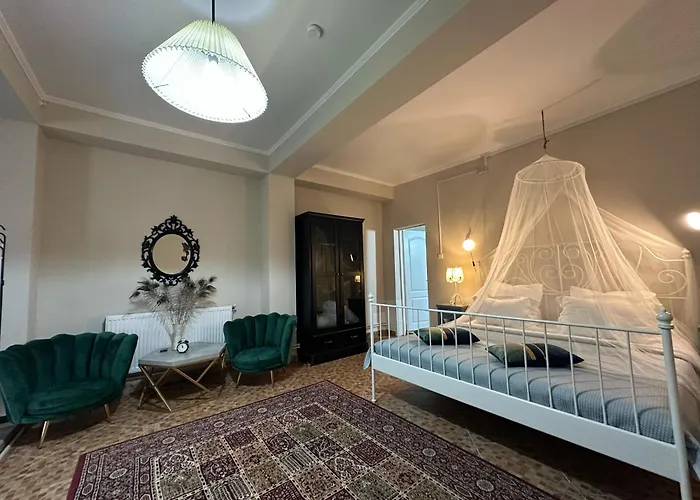 Pensiunea La Salcia LinistitaPensiune